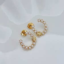 Orecchini a cerchio di perle