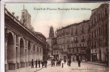 CARTOLINA GAETA  FP   VIAGGIATA 1914 PIAZZA MUNICIPIO ANIMATA
