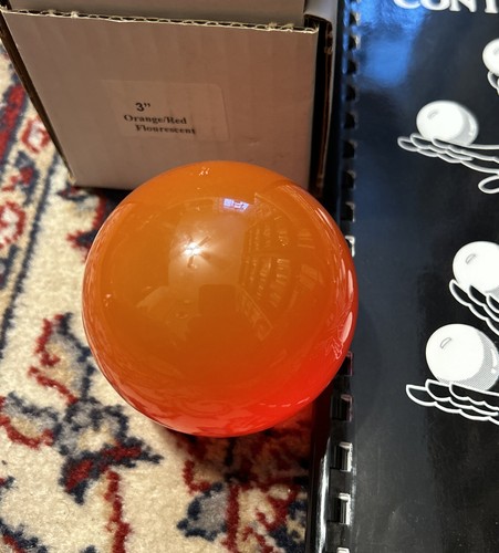 Contact juggling ball e - contact,