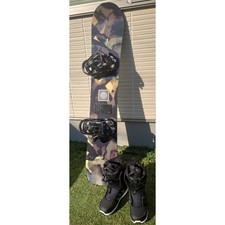 Salomon snowboard & boots set