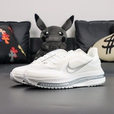 Nike Air Zoom Pegasus sneakers