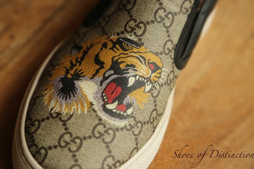 Gucci tiger monogram canvas - gucci,