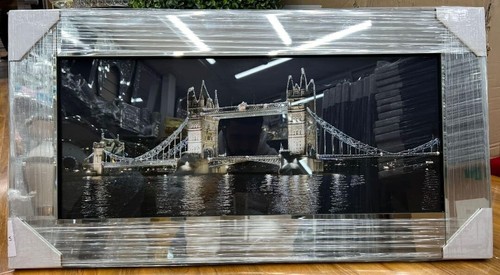 London bridge night cornice - at,