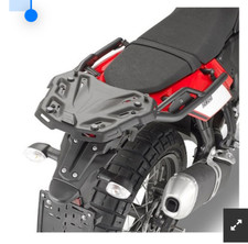 GIVI SR2145 KIT STAFFE ATTACCO