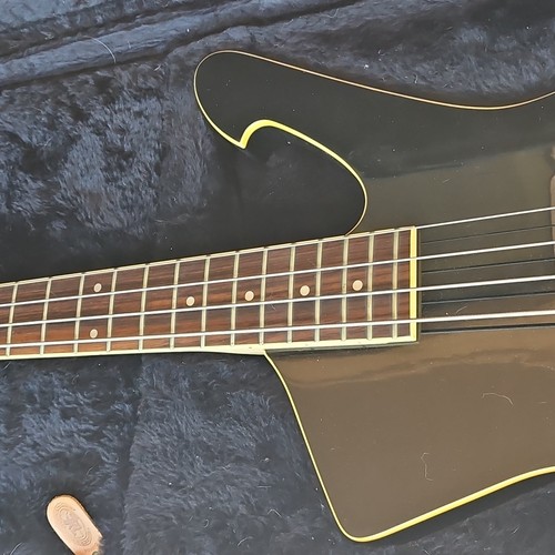 Ibanez icb 300 iceman - ibanez,