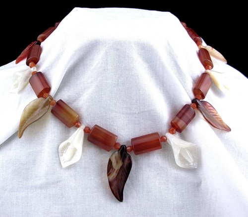 Collana girocollo foglie - girocollo,