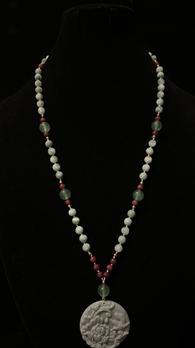 Collana artigiale stile - in,