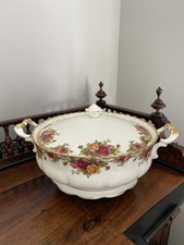Royal Albert OLD COUNTRY ROSES zuppiera grande, 1° qualità, RARA