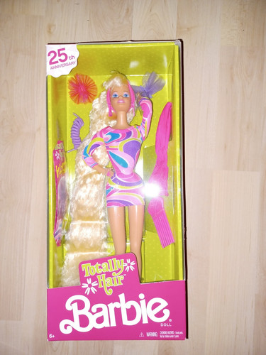 Barbie bambola totalmente