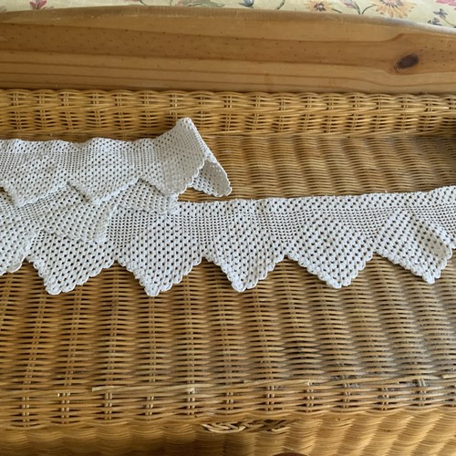 Vintage crochet shelf edging