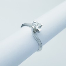 ANELLO SOLITARIO Carati 0.50