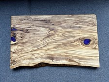 Set Tagliere in legno di Ulivo con dettagli in resina Epossidica 45x28x3cm