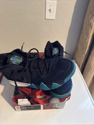 Kyrie - , 4