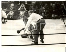 1967 NEW YORK BOXE Nino BENVENUTI manda al tappeto Emile GRIFFITH *Foto 18x14