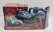 Disney Pixar Cars 2 Finn McMissle Air Hogs RC telecomando auto nuovo
