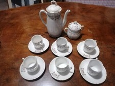 Servizio da the  ginori. 6 tazze, 6 piattini, 1 teiera, 1 zuccheriera. primi 900
