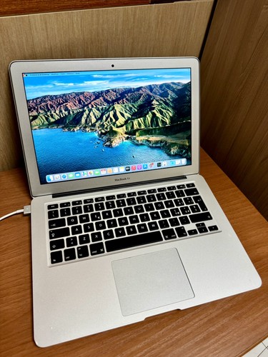 Apple macbook air - apple, anno