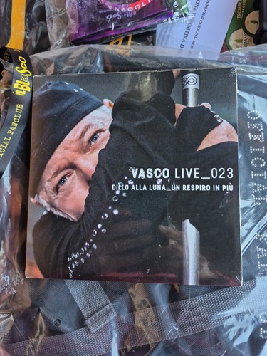 Vasco rossi live 023 - vasco,