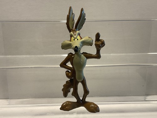 Bugs bunny looney tunes - bugs,