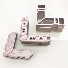ALUMINUM CORNER SQUARE FOR
