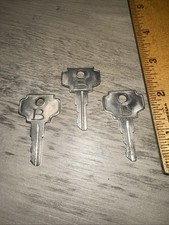 3 CHIAVI PORTA VINTAGE