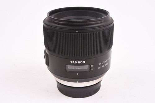 Tamron 1 8 - f/1.8, (f012)