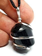 Collana con ciondolo in