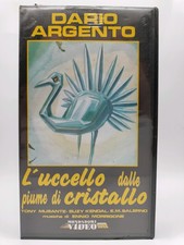 L'Uccello Dalle Piume Di