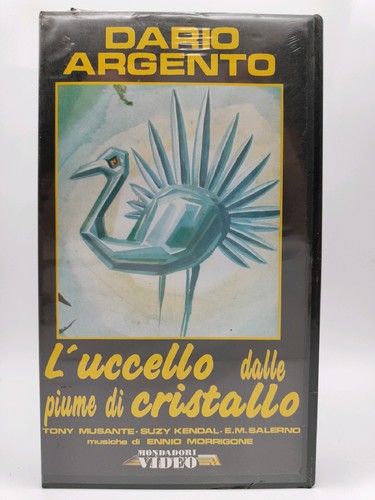 Uccello dalle piume di - dalle,