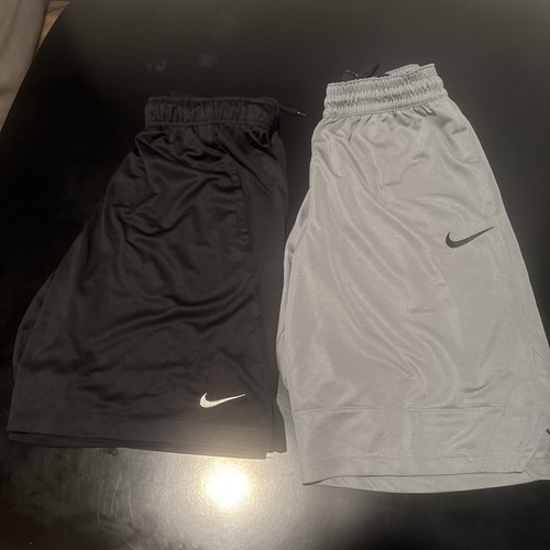 Due paia pantaloncini - pantaloncini, nike