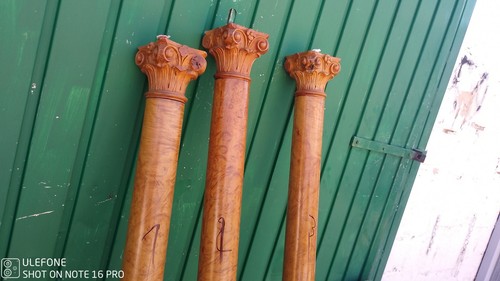 Antiche colonne in legno - ,