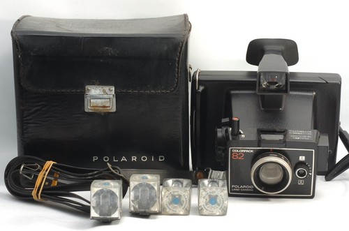 Sakurado camera polaroid - @,