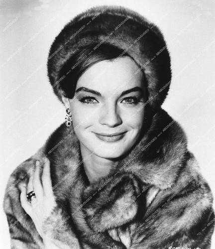 Romy schneider portrait - romy,