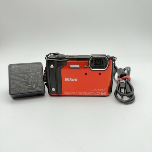Nikon coolpix w300 - w300, or