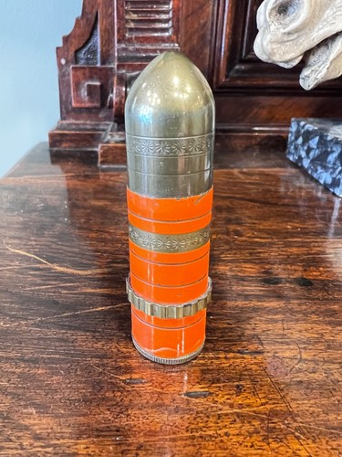 Wwi trench art - trench, desk