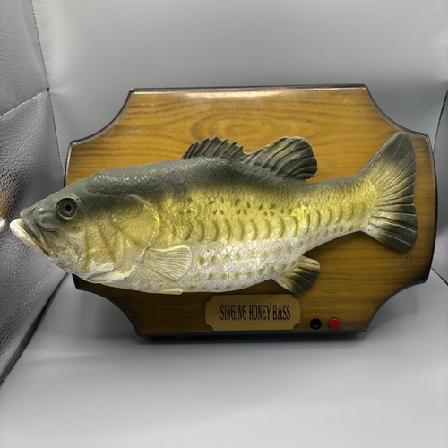 Big mouth billy bass singing - mouth,