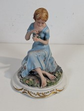? Statuina Capodimonte Italia Giovane Donna con Fiori Firmata Maria Angela