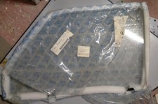 Vetro Porta Anteriore Sx Piaggio Porter  Mancano Le Staffine Di Attacco