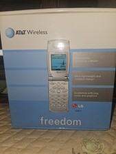 LG G4011   CELLULAR FLIP PHONE