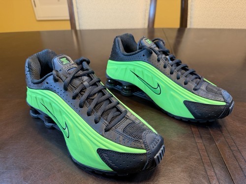 New nike shox - nike, r4