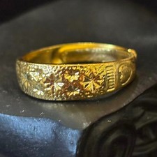 Anello fascia vintage floreale placcato oro (NON SICURO) marcato '999', misura 9 regolabile