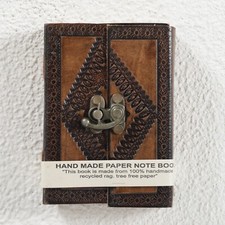 Piccolo Pelle Vuoto Libro