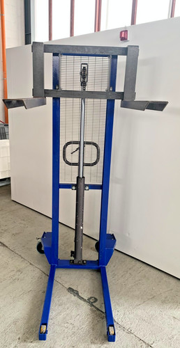 Carrello elevatore sollevatore