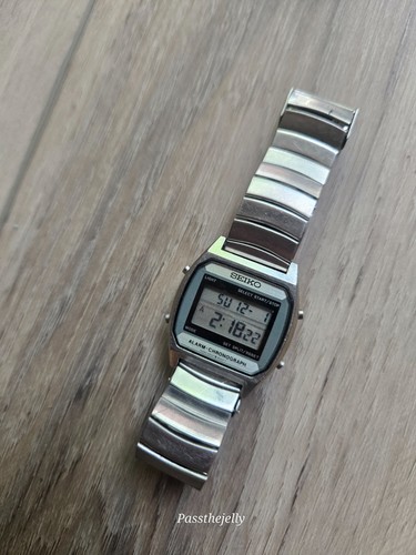 Vintage seiko digital watch - vintage,
