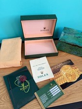 Scatola e documenti vintage