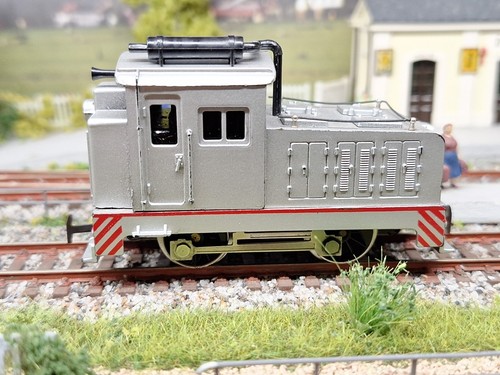 Rivarossi r locomotiva - a,