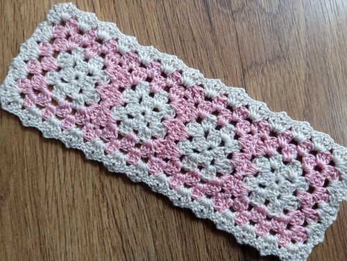 Creamy white pink - white, crochet
