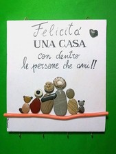 Appendichiavi, Decorazione in legno con sassi e conchiglie. "Felicità"