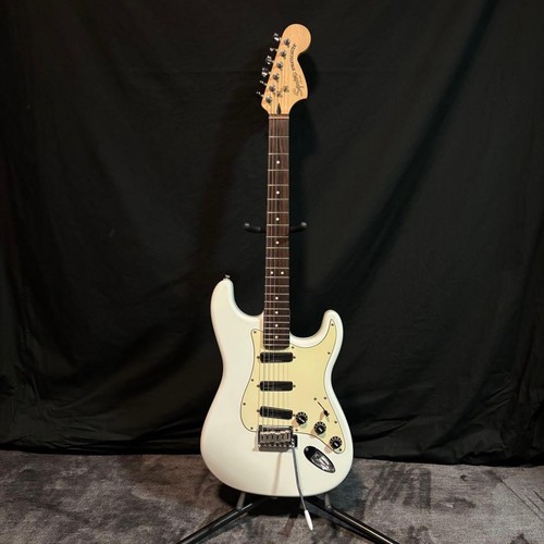 Raro squier fender - by, deluxe