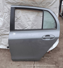 SX. PORTA POST. TOYOTA YARIS